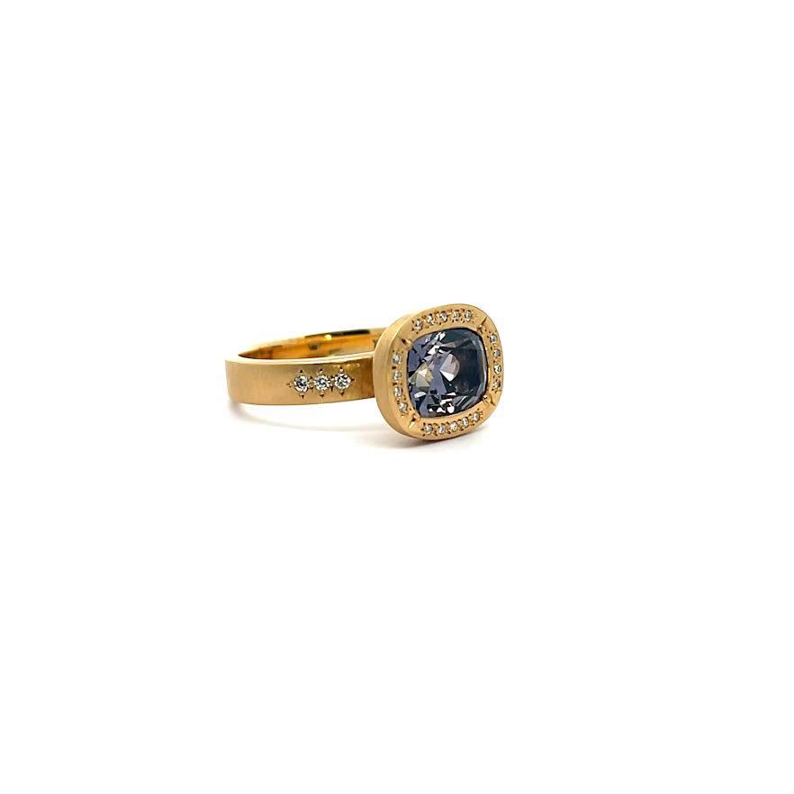 Yellow Gold Gray Spinel and Diamond Ring