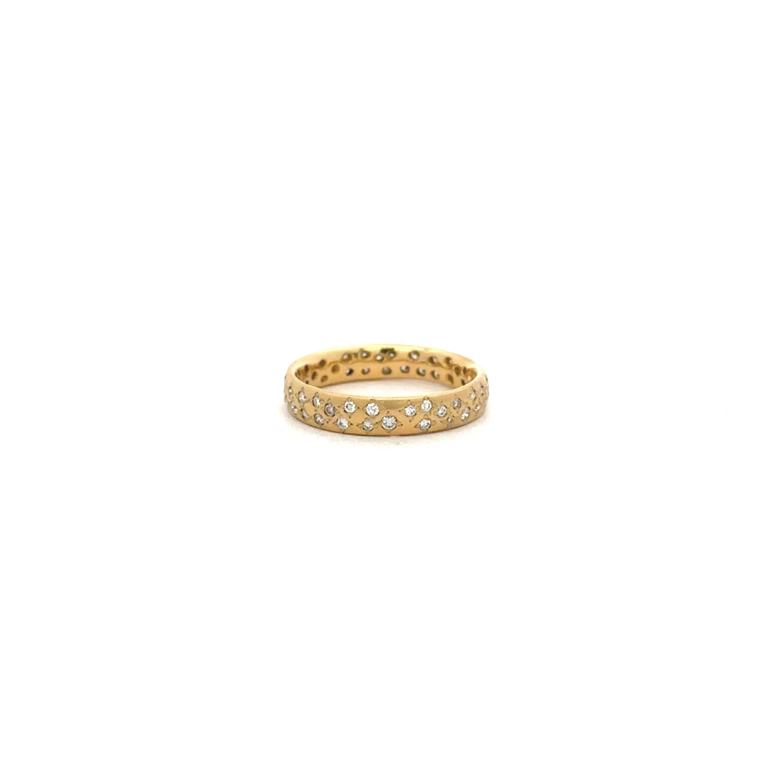 Yellow Gold, Diamond Wavy Pave Band