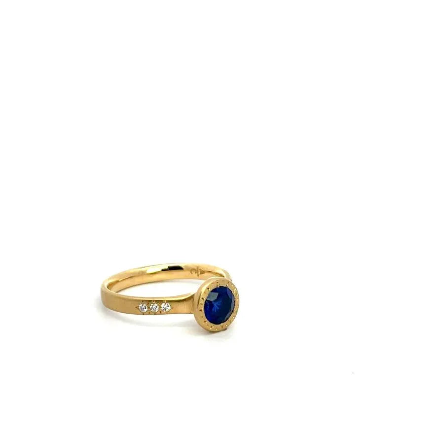 Yellow Gold and Sapphire Ring