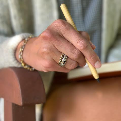 18K and Diamond Micro Windows band