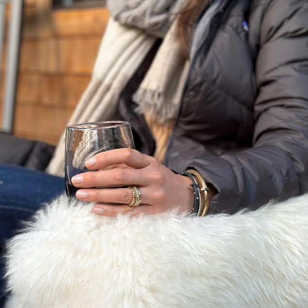 18k Narrow "Swirling Water"Ring