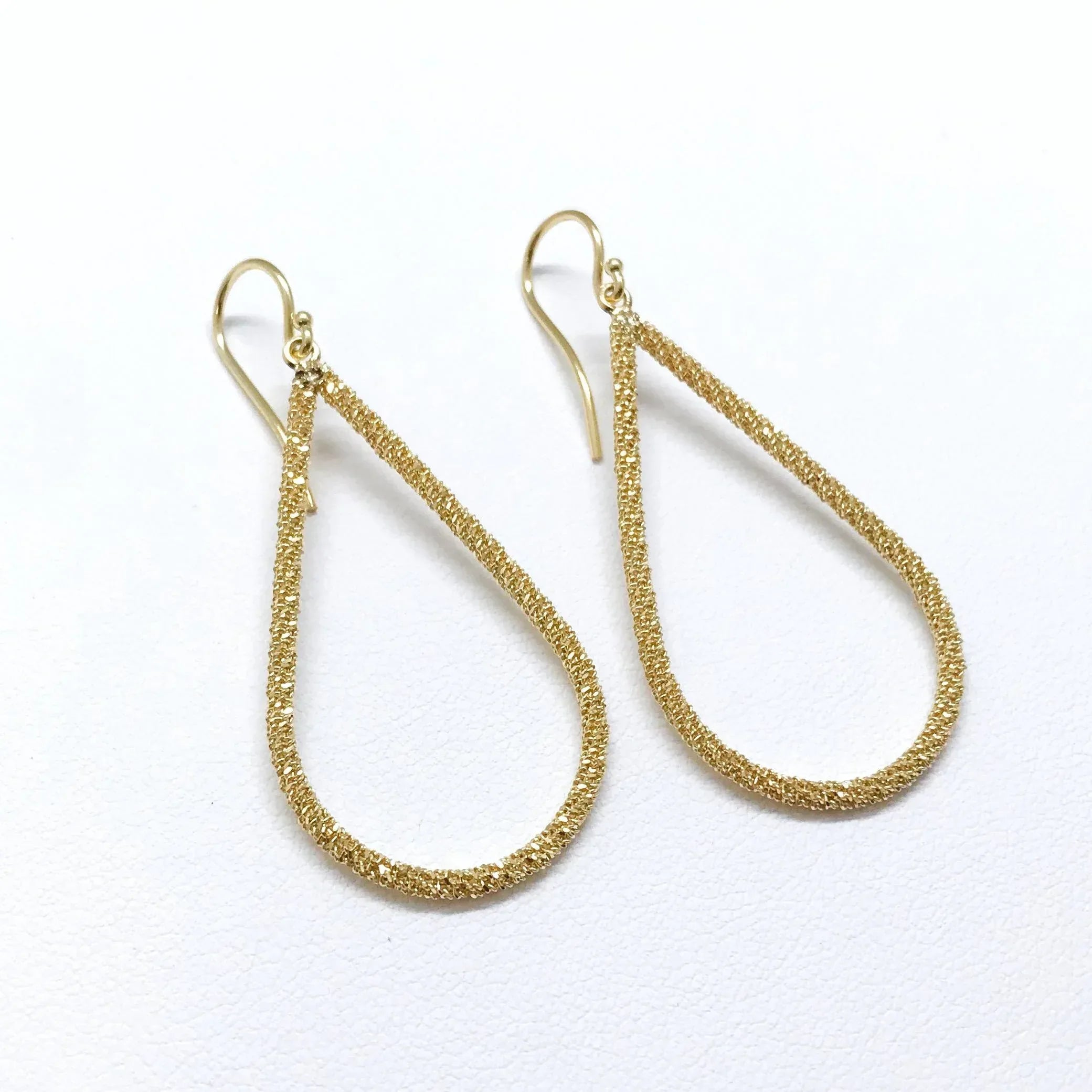 Elongated Stardust Teardrop