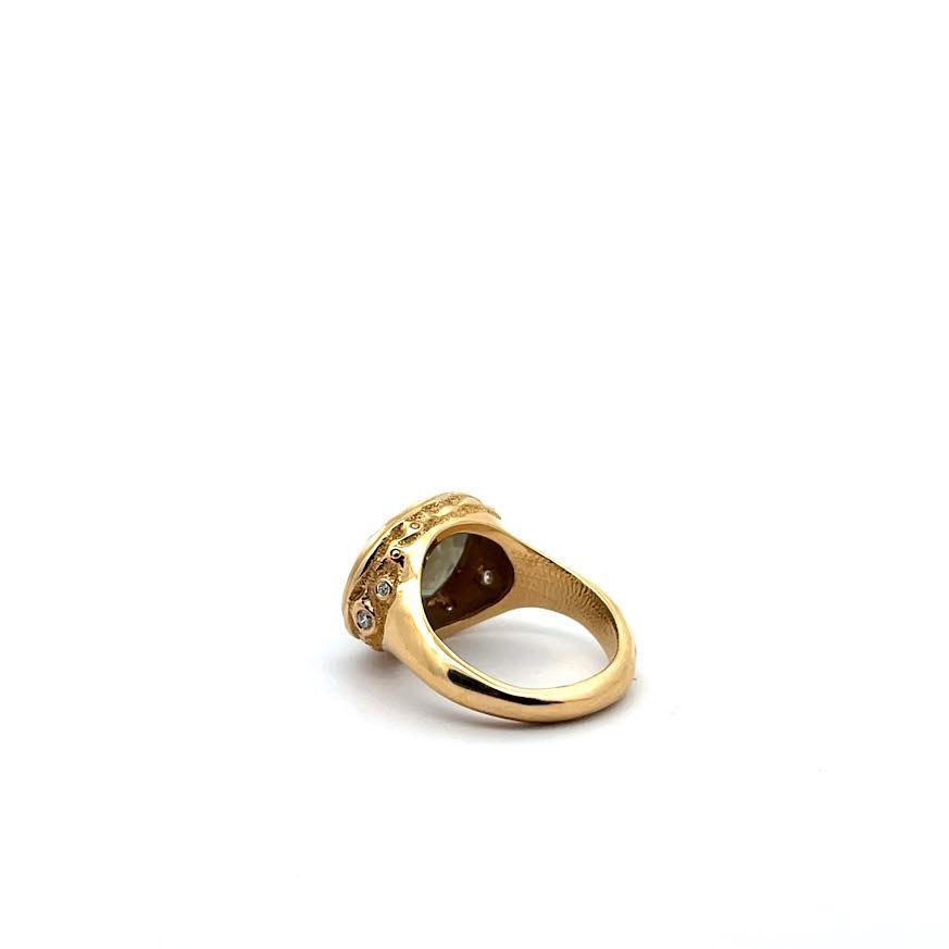 18 karat Yellow Gold and Diamond Ring