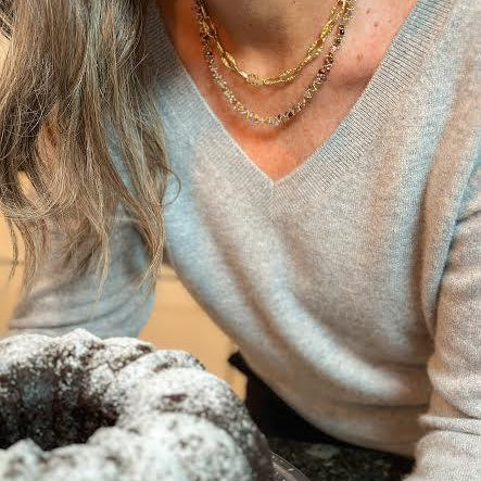 18 karat Yellow Gold Textured Link Necklace