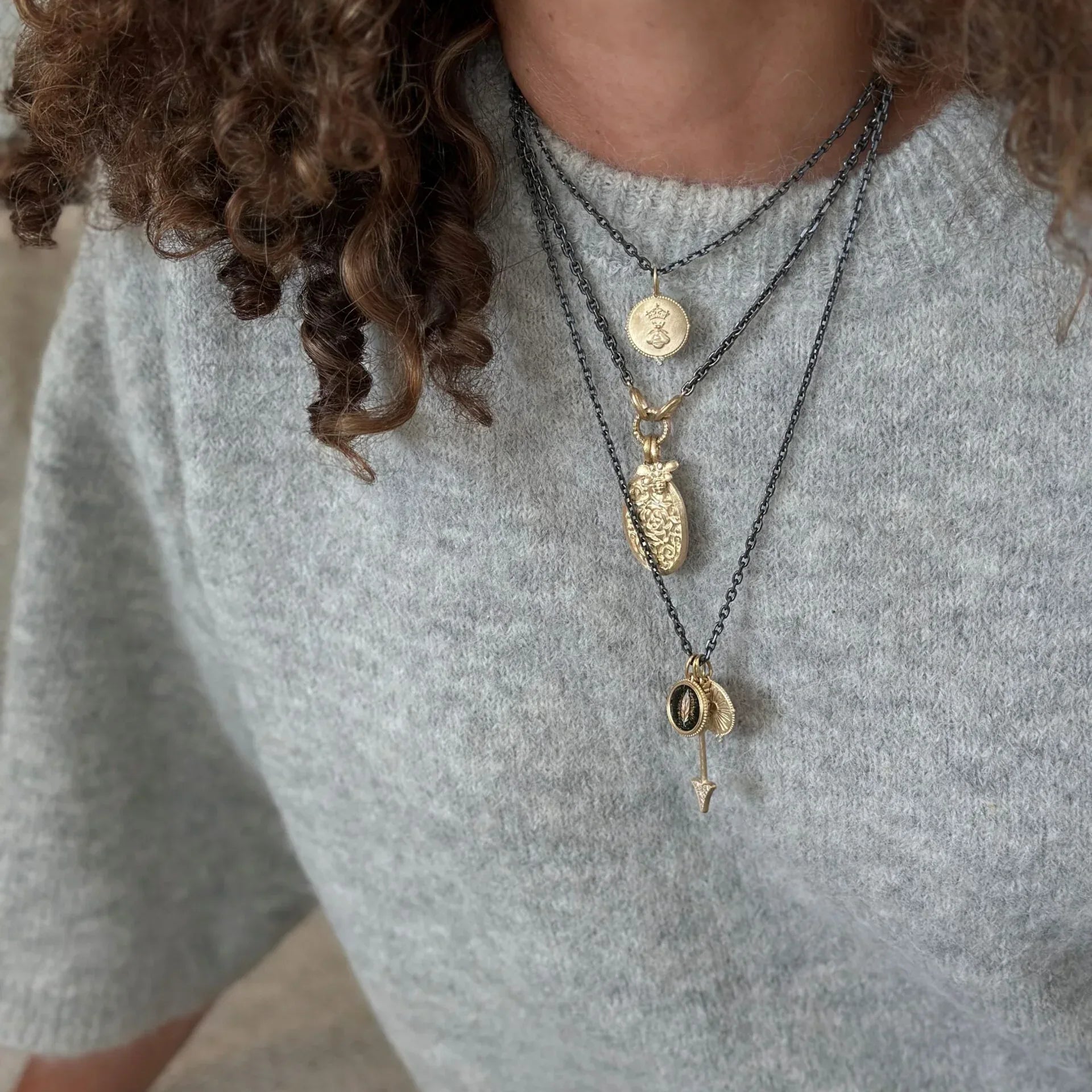 18 Karat Yellow Gold Hand Painted Feather Charm