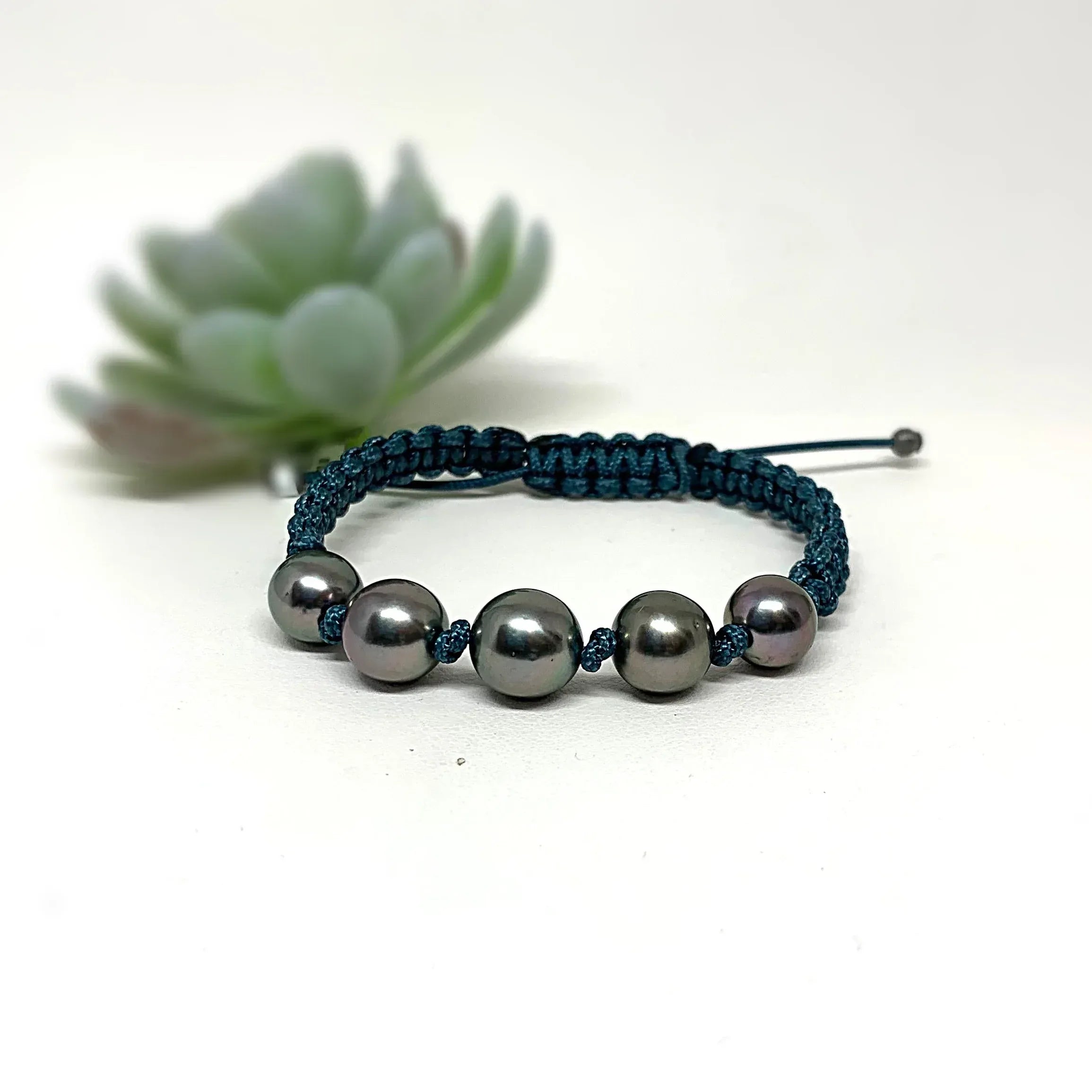 Tahitian Pearl Macrame Bracelet