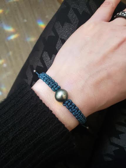 Tahitian Pearl Navy Macrame Bracelet
