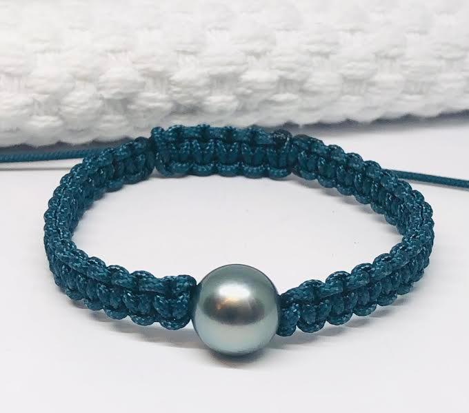Tahitian Pearl Navy Macrame Bracelet