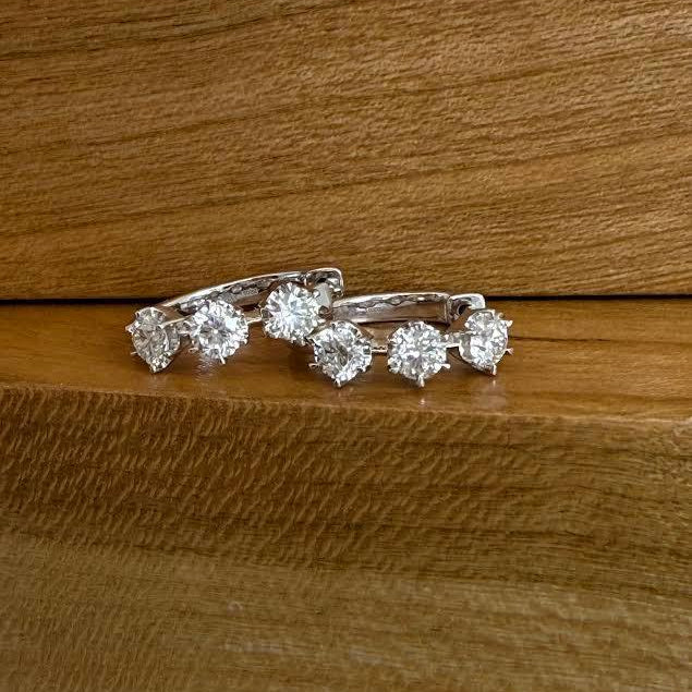 18 karat White Gold and Diamond "Starry Night" Hoop