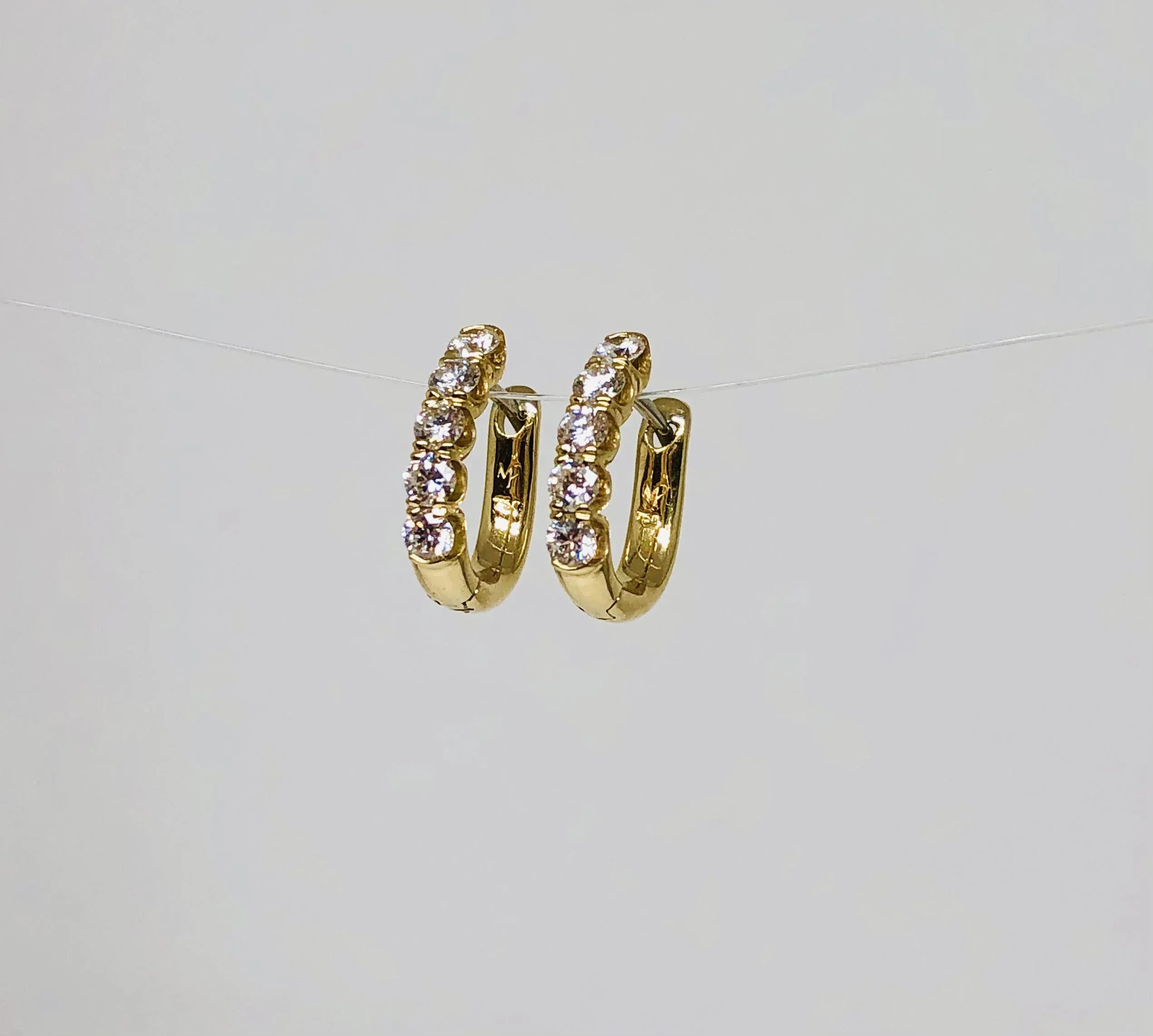 Yellow gold & Diamond 'Essential' Earrings