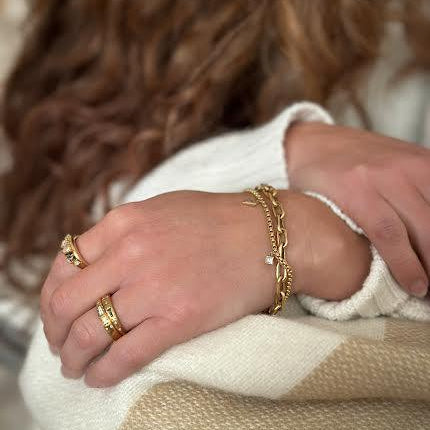 18 karat Yellow Gold and Diamond Link Bracelet