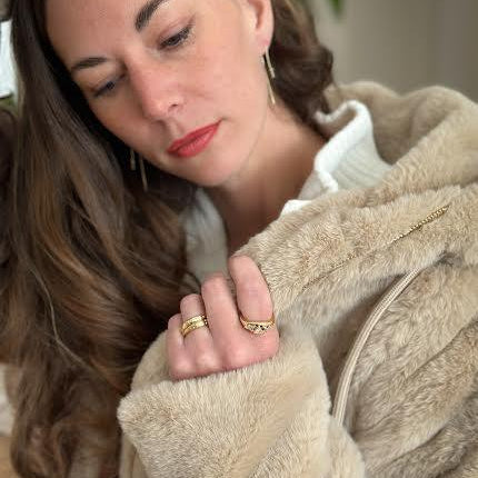 18 karat Yellow Gold and Moonstone, Sapphire and Diamond Signet Ring