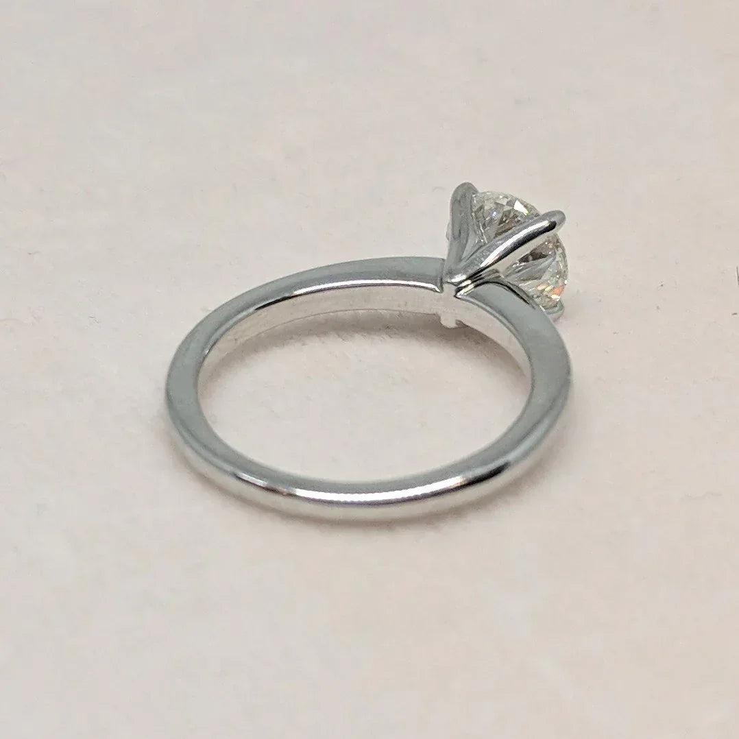 Platinum 1 Carat Classic Solitaire