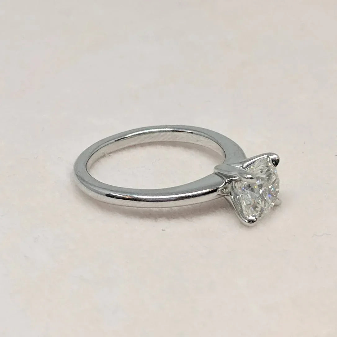 Platinum 1 Carat Classic Solitaire