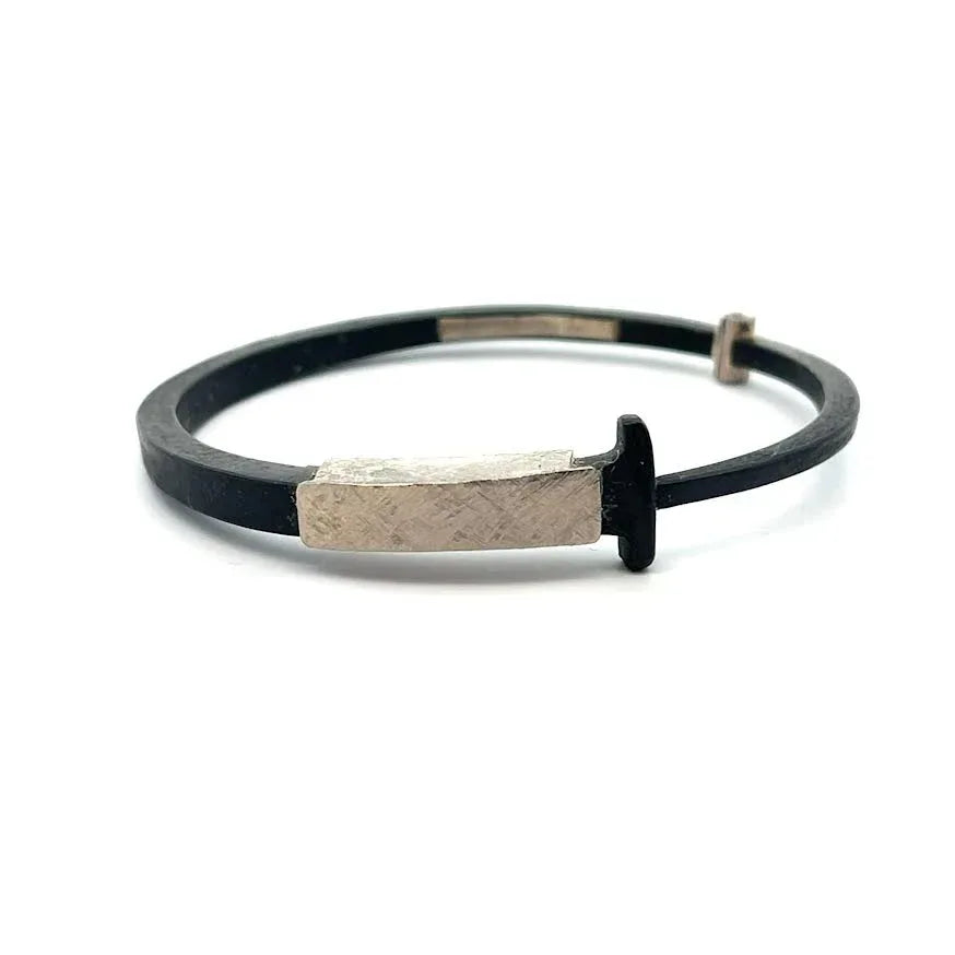 White Gold Collar Nail Bracelet