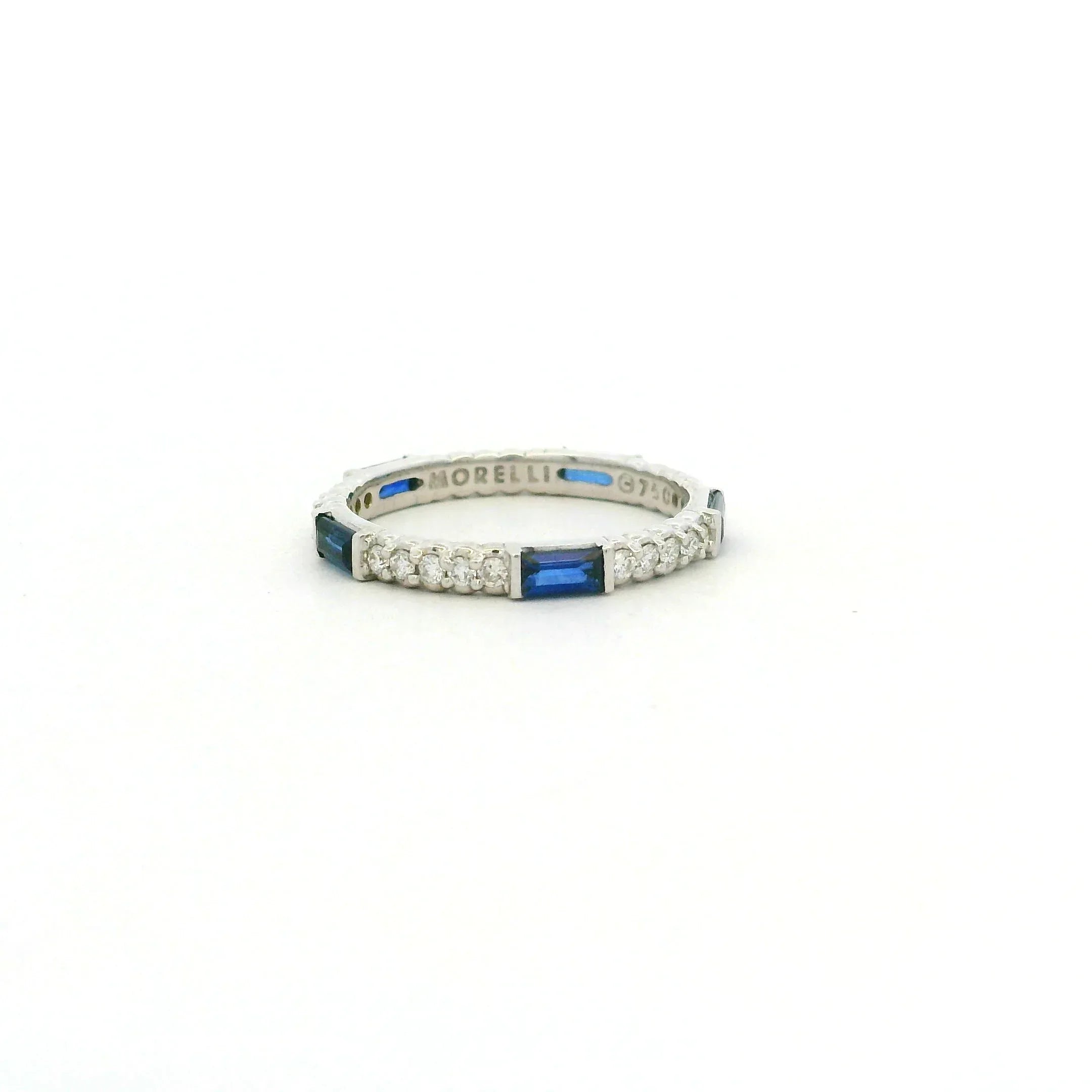 White Gold, Diamond and Sapphire Ring