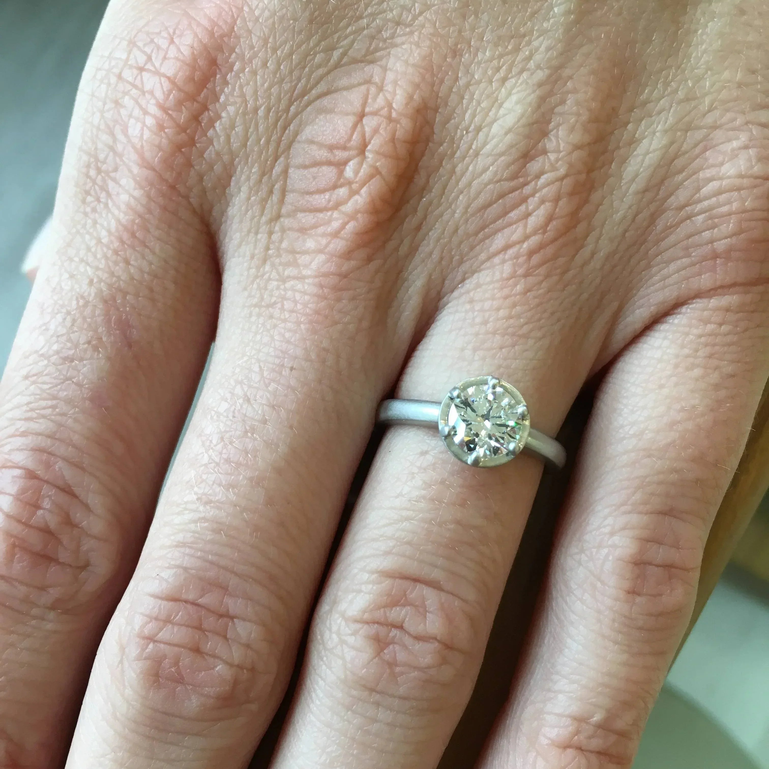 6-Point Engagement Ring in Platinum