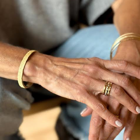 Yellow Gold and Diamond High Polished Band