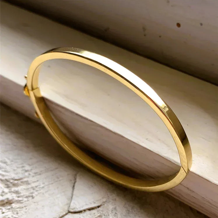 Yellow Gold Hinge Bracelet Large