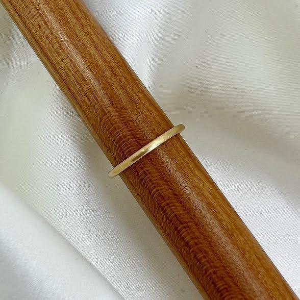 18 karat Yellow Gold Band, Satin