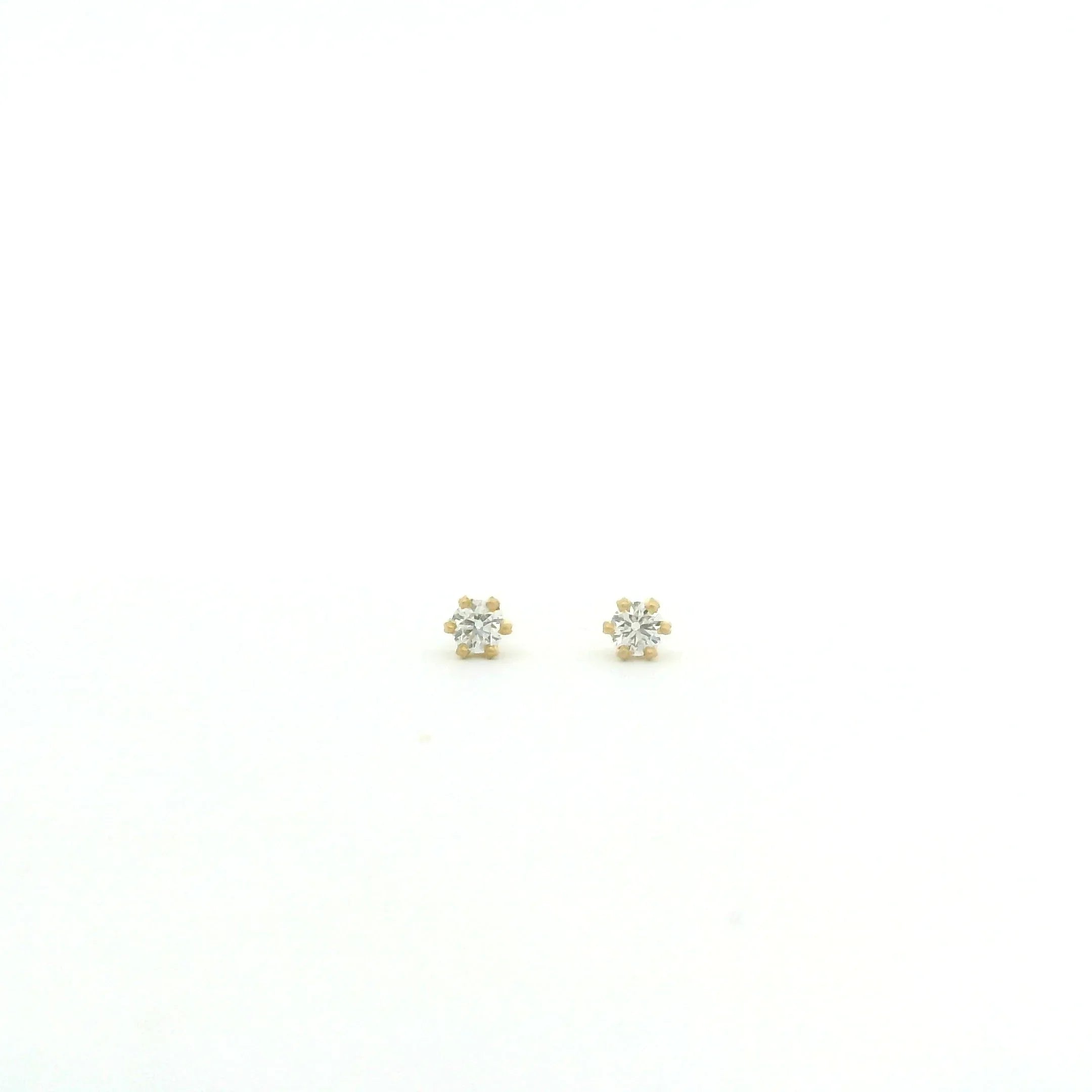18 karat Yellow Gold and Diamond Stud Earrings, 0.20 ct