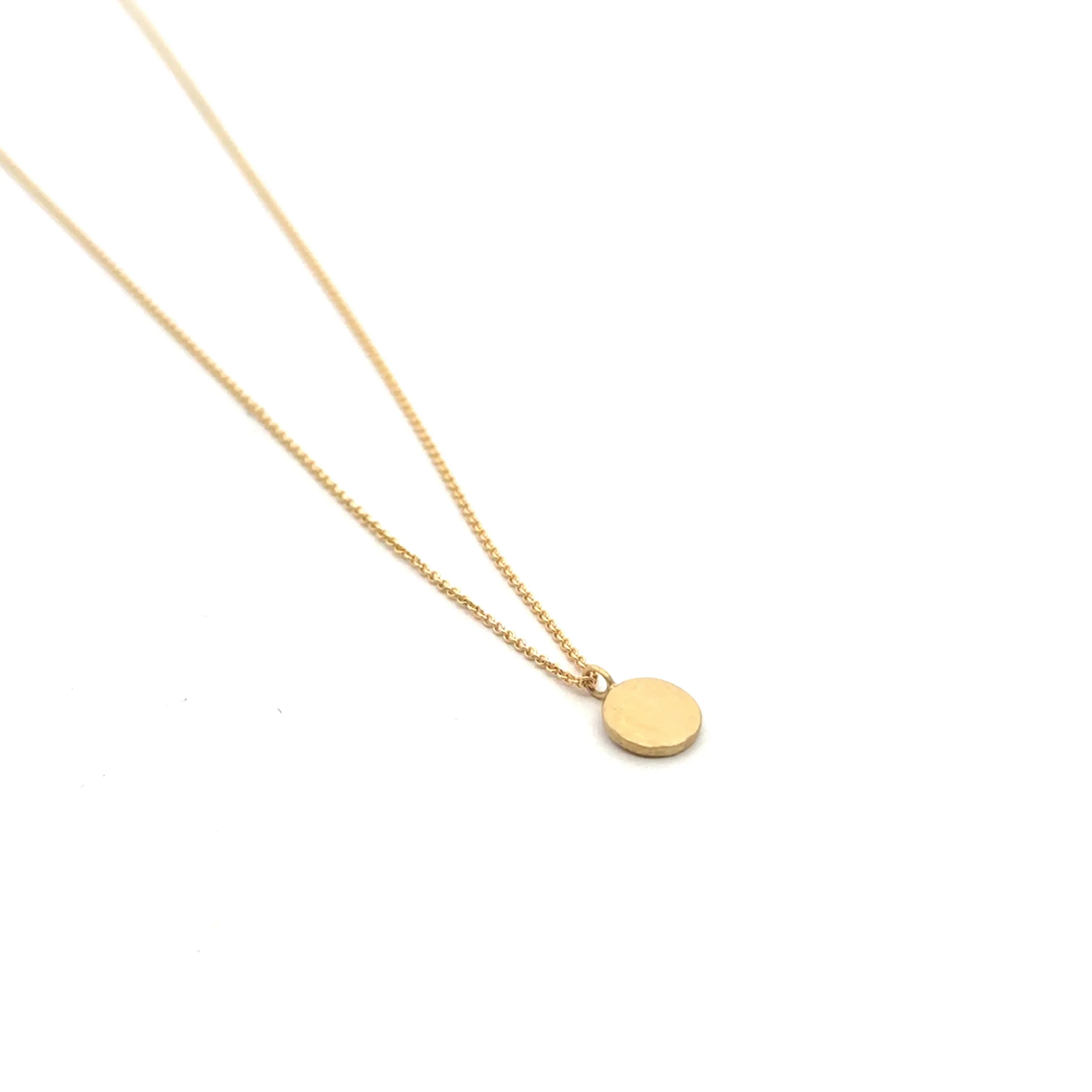 18 karat Yellow Gold Petite Disc Pendant