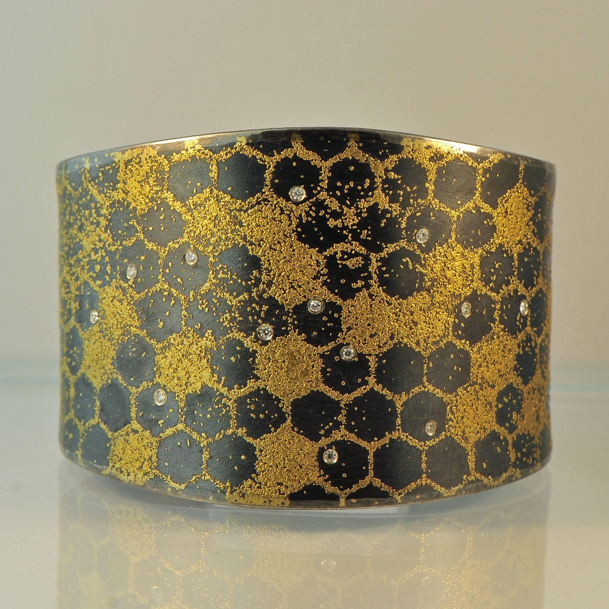 Honeycomb Pattern Cuff