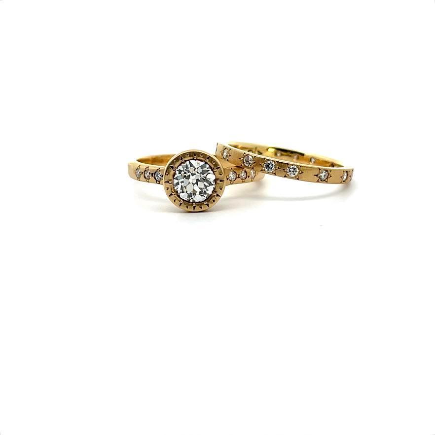 18 karat Yellow Gold and Diamond Ring, 0.91 CT