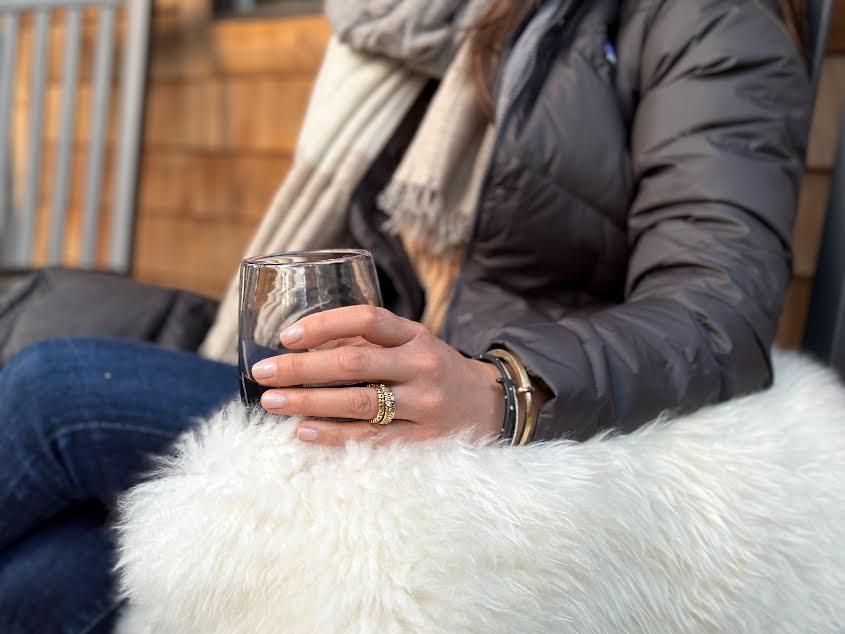 18k Narrow "Swirling Water"Ring