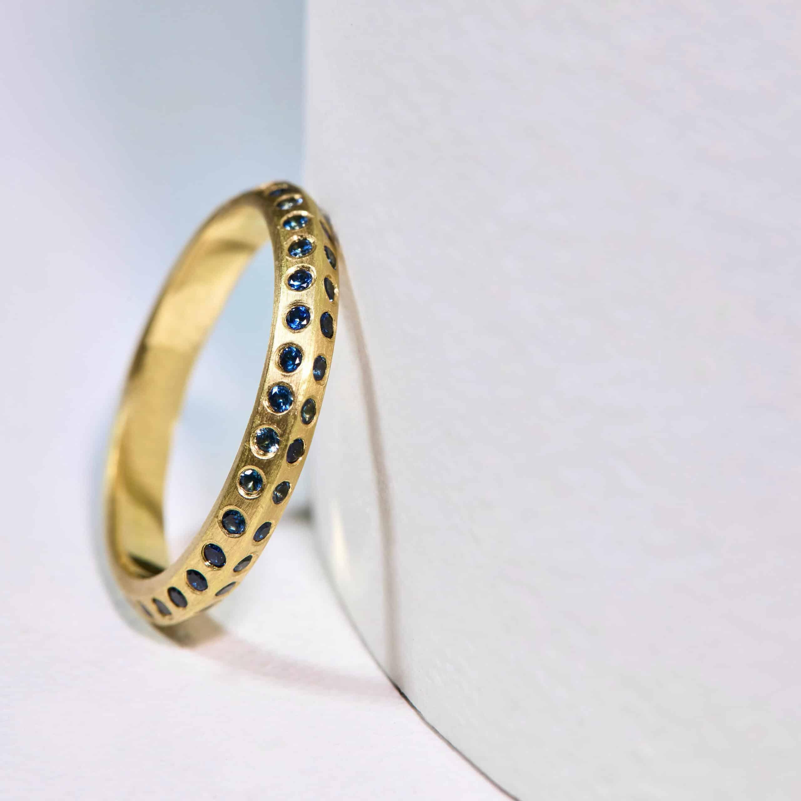 Gold Sapphire Knife Edge Ring