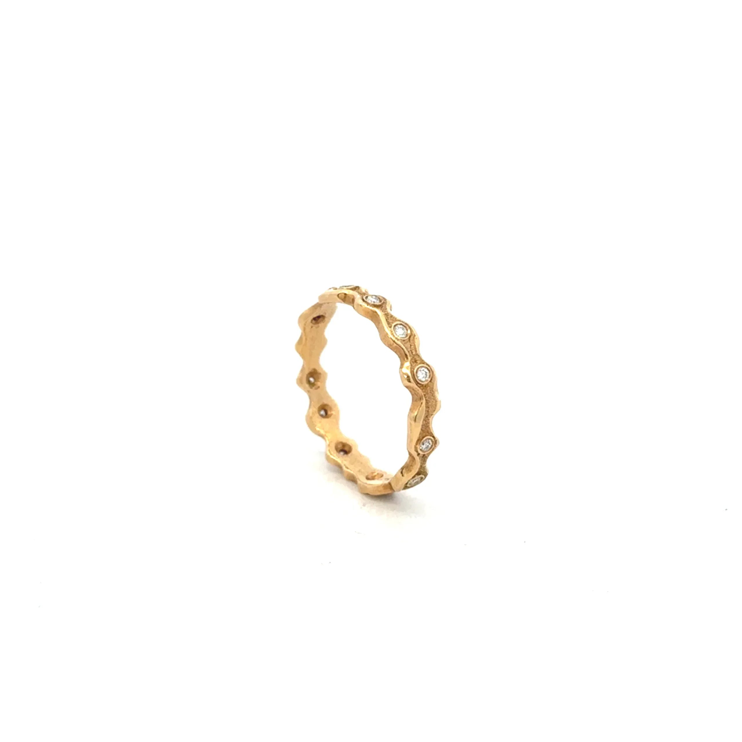 Organic Yellow Gold, Diamond Band