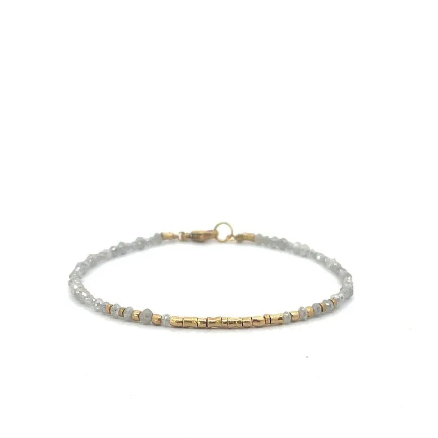 18 karat Yellow Gold and Gray Diamond Bracelet