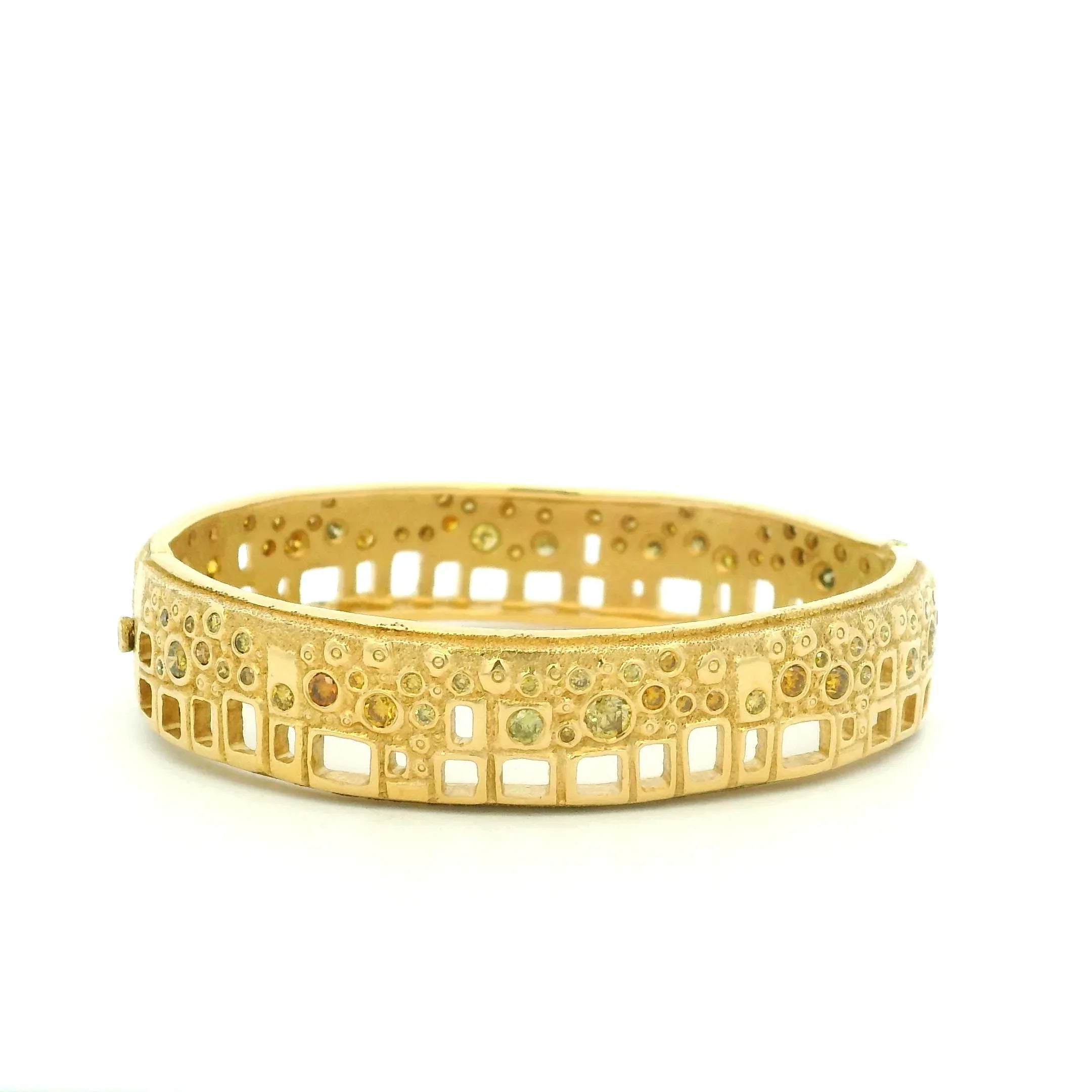 18 karat Yellow Gold and Diamond Gallery Bracelet