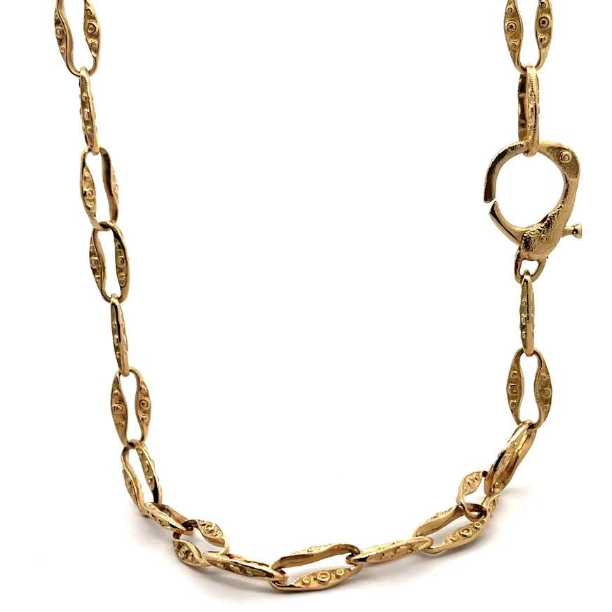 18 karat Yellow Gold Textured Link Necklace