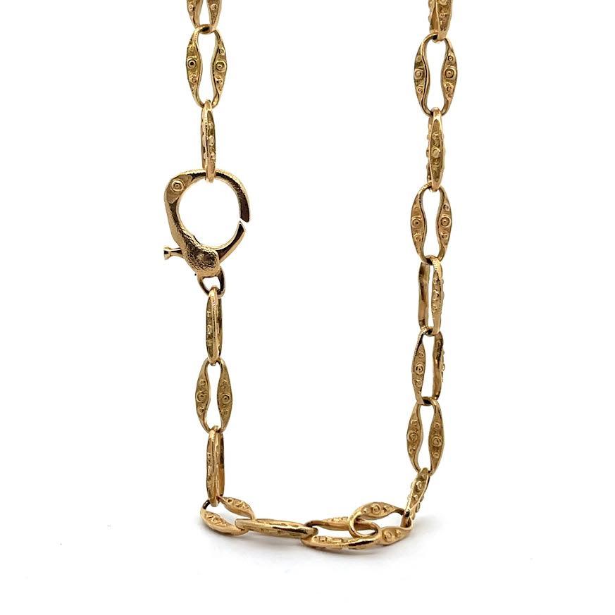 18 karat Yellow Gold Textured Link Necklace