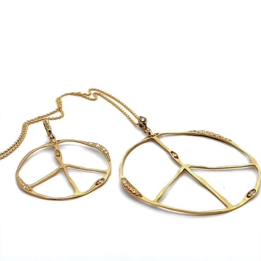 18 karat Yellow Gold and Diamond Peace Sign, Large