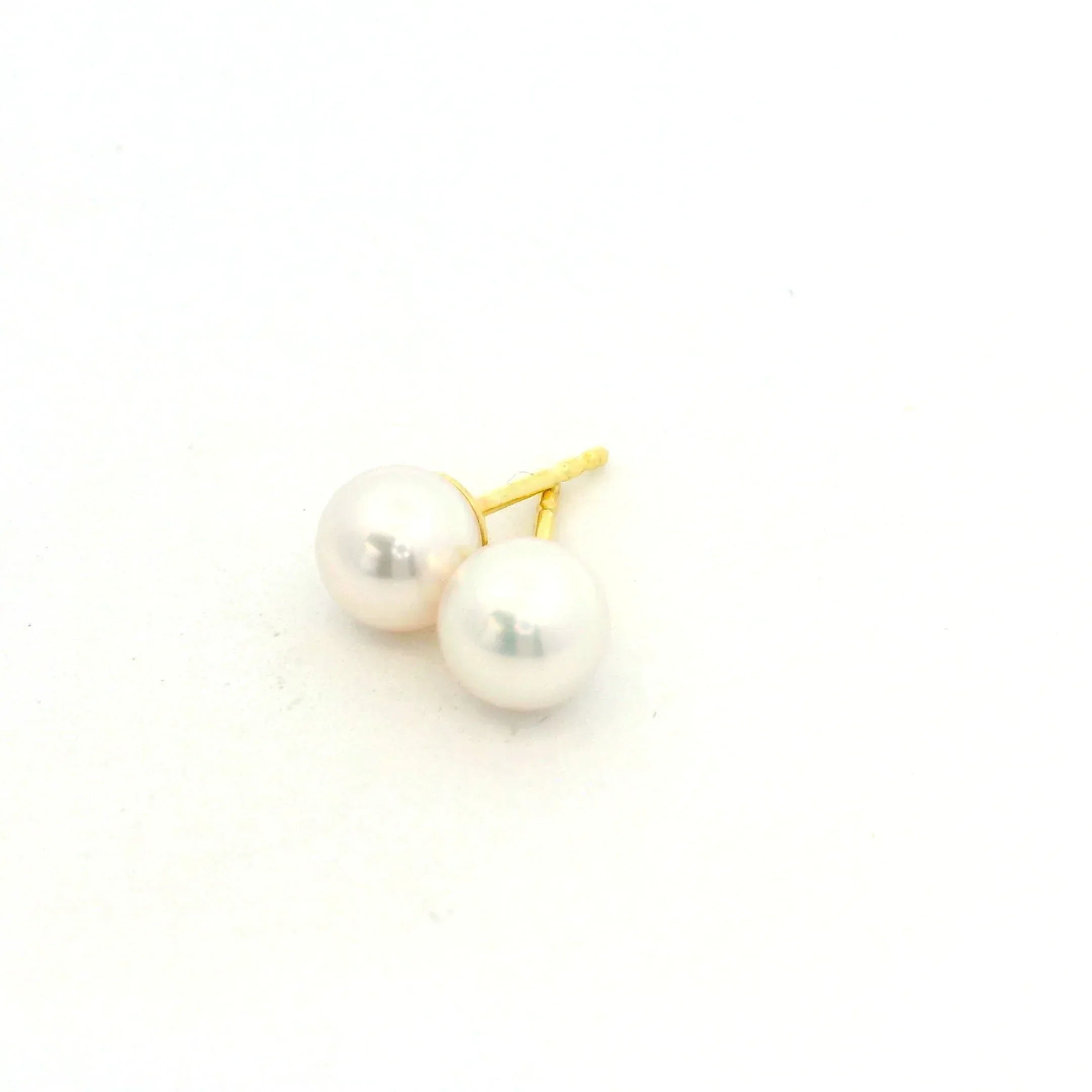 7-7.5mm Akoya Pearl Studs