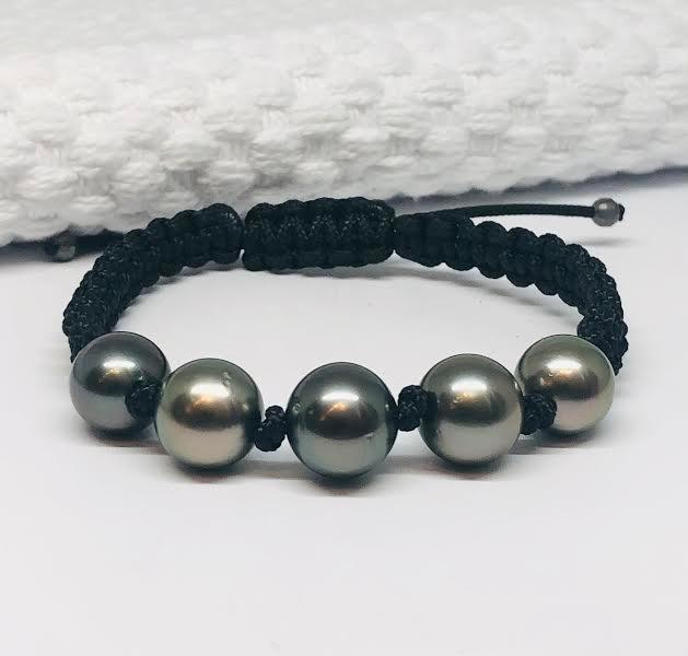 5Tahitian Pearl Black Macrame Bracelet