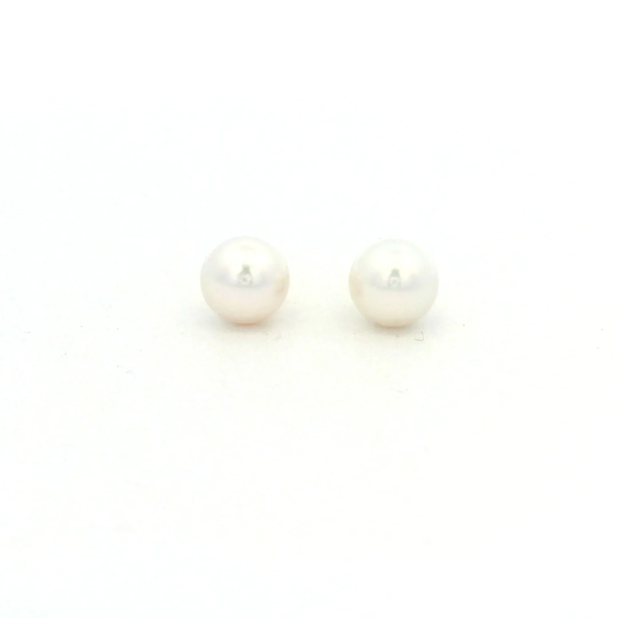 7-7.5mm Akoya Pearl Studs