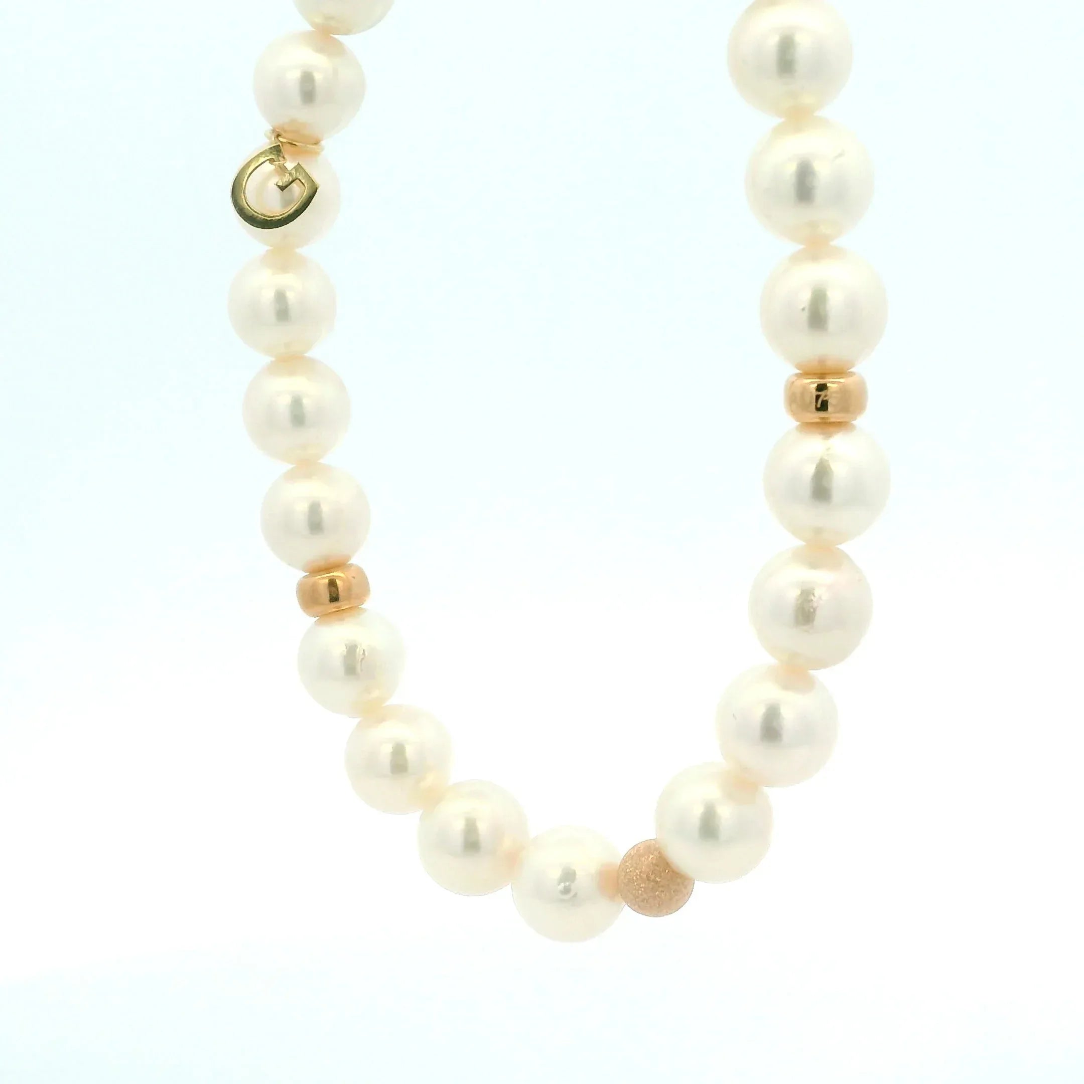 Rose gold and Akoya Pearl stretch bracelet