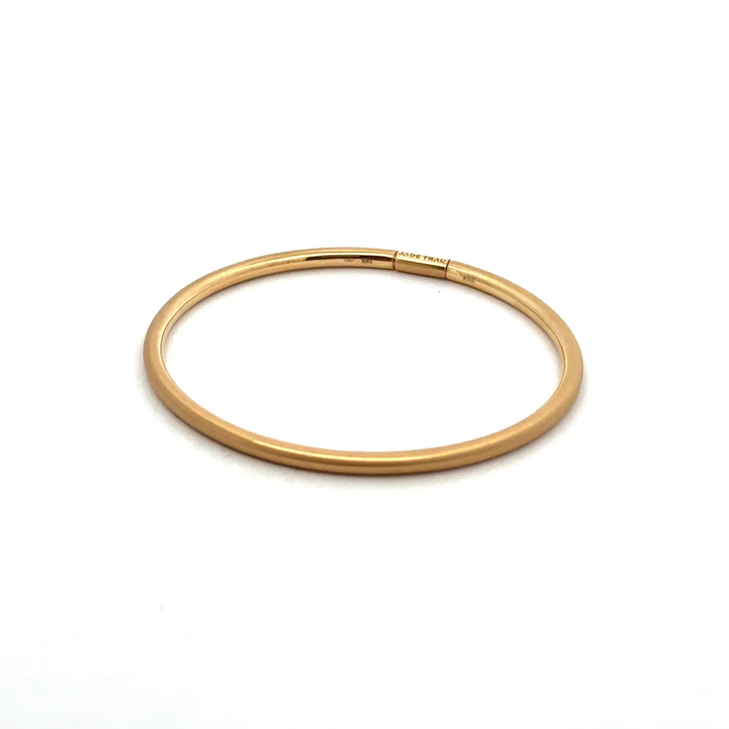 Medium Yellow Gold Plie Bangle