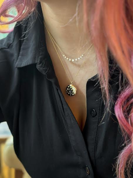 Crescent Demi Riviera in Yellow Gold