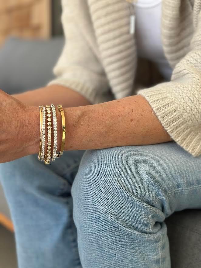 Hinged White Gold and Diamond Bangle Bracelet