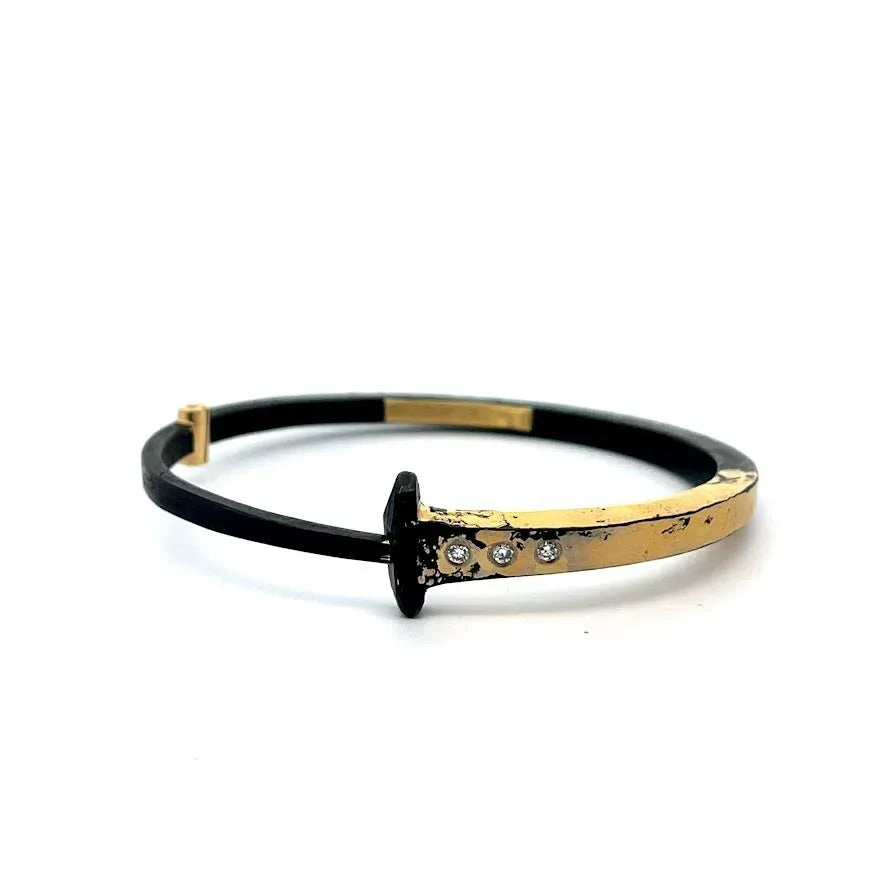 Three Stone Splash Nail Bracelet