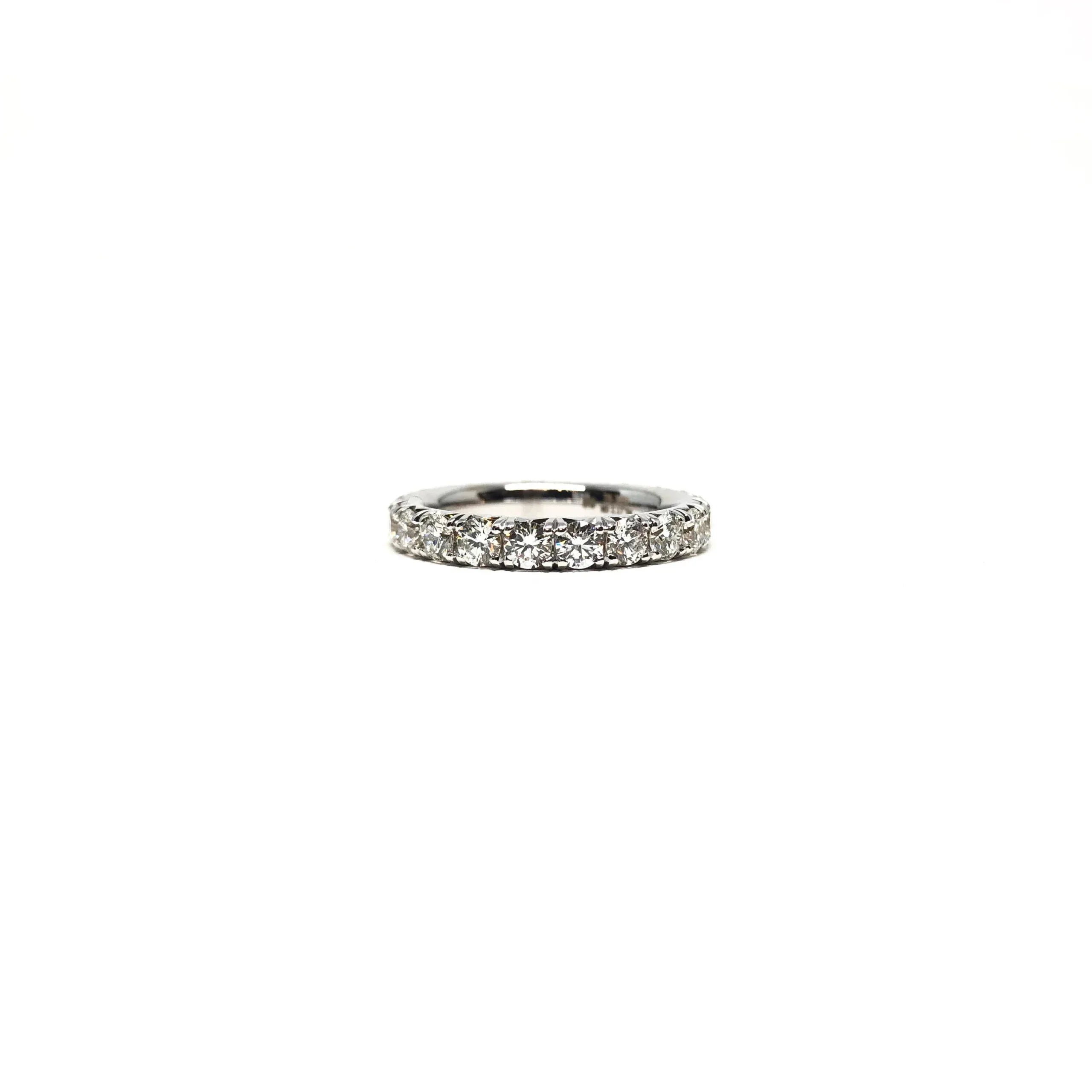 18k White Gold Diamond Eternity Band