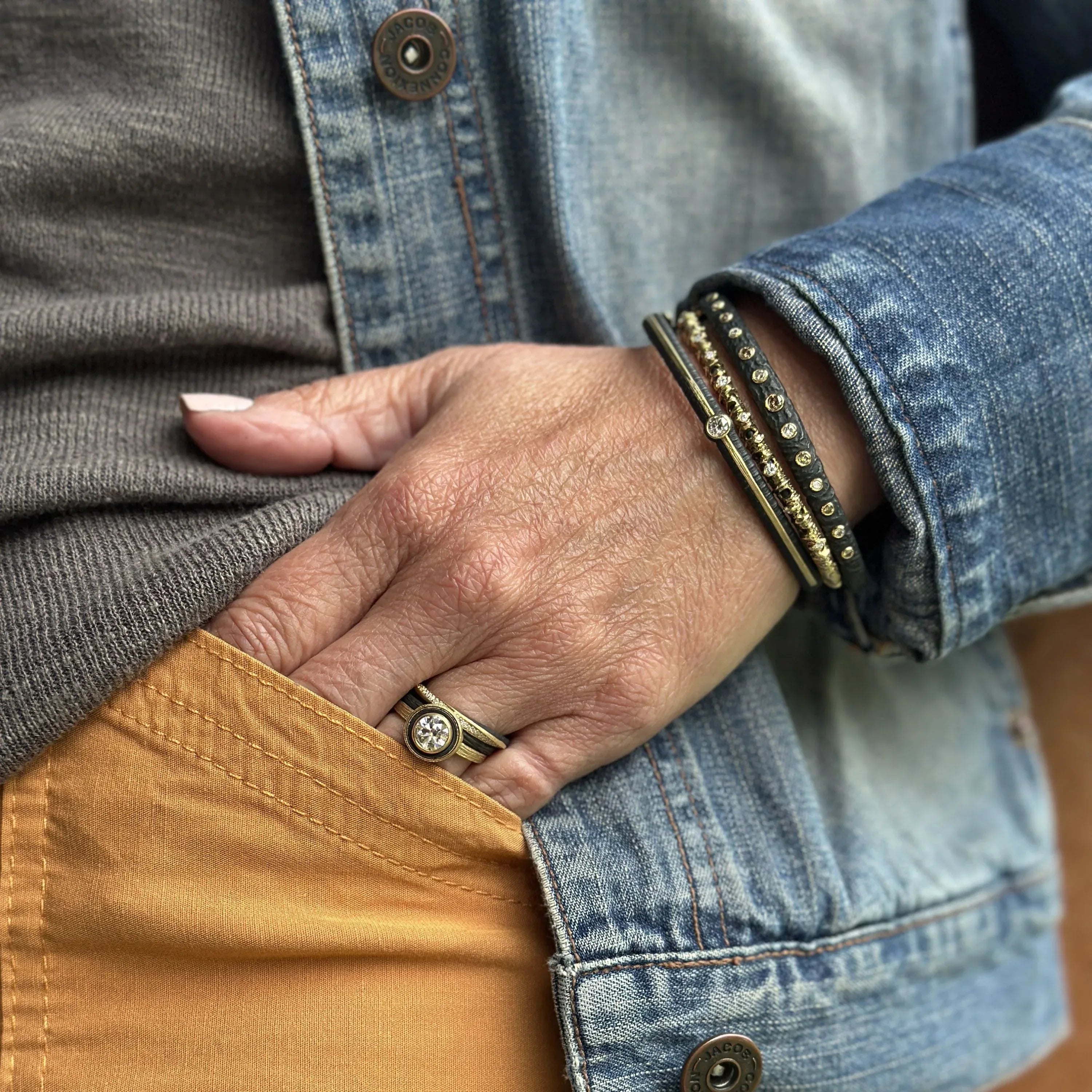 Hinged Ridge Cuff with Diamond
