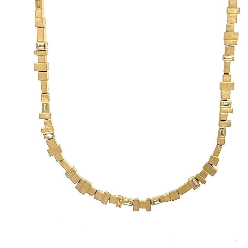 18 karat Yellow Gold and Baguette Diamond Necklace