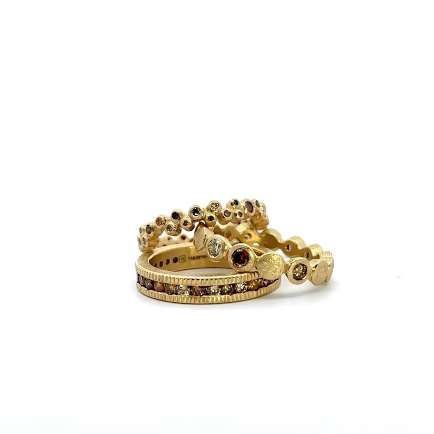 18 karat Yellow Gold and Autumn Diamond Band