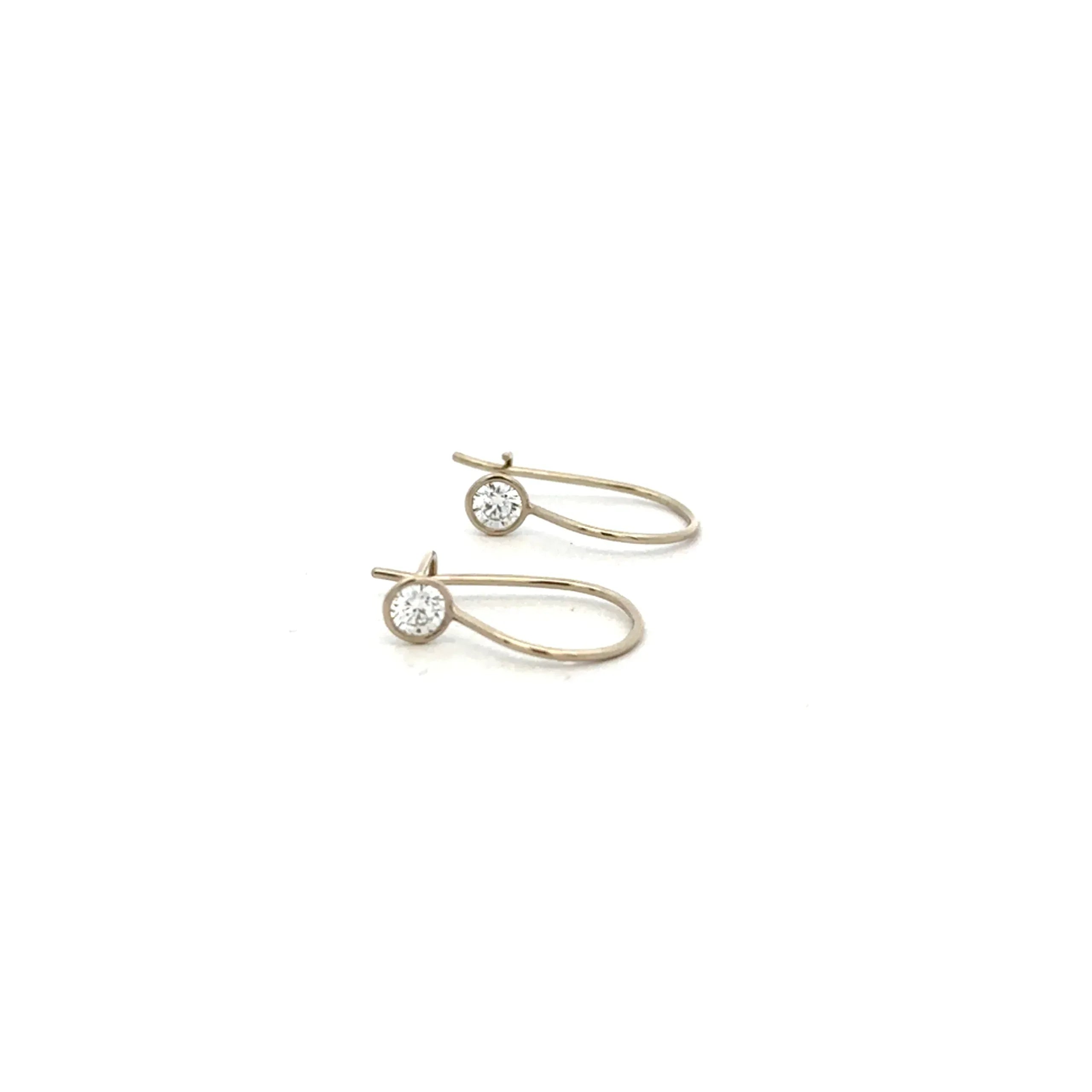 18 karat White Gold and Diamond Earrings