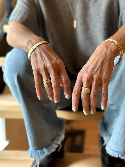 Yellow Gold and Diamond High Polished Band